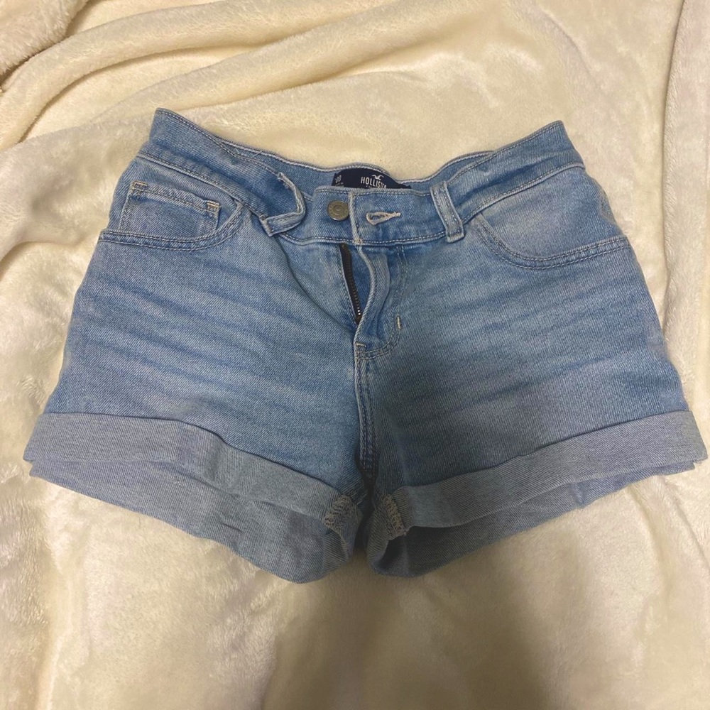 Hollister Low Rise Vintage Shorts